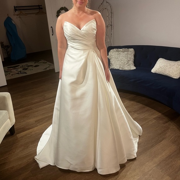 Moonlight Couture Modern Wedding Dress - Picture 5 of 11